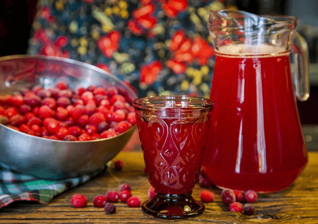 Морс — лучший напиток из замороженных ягод с рецептами